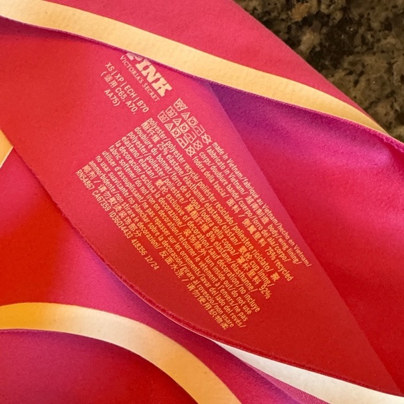 Pink by Victoria Secret Bright Pink polyester Sports Bra White Accents EUC XS - Picture 5 of 8